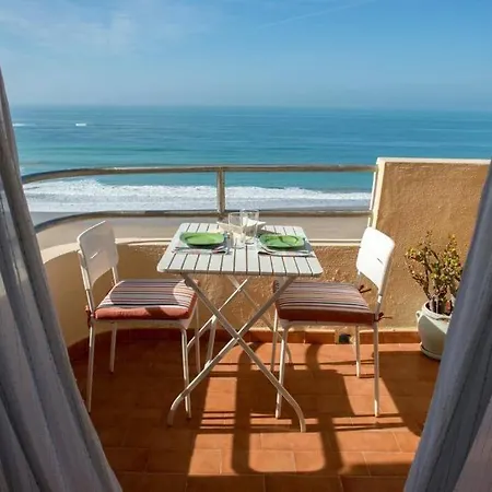 Gatu Bani Con Terraza Y Vista Frontal Al Mar, Preferente Mayores De 25 Anos Y Familias Appartement