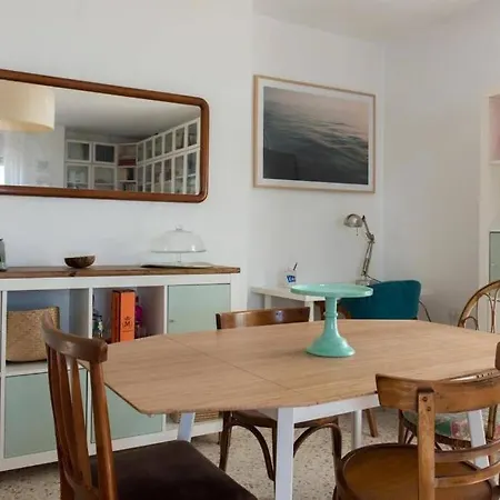 Gatu Bani Con Terraza Y Vista Frontal Al Mar, Preferente Mayores De 25 Anos Y Familias Cadix