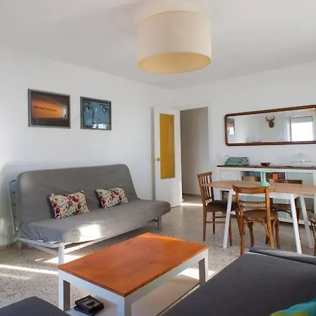 Gatu Bani Con Terraza Y Vista Frontal Al Mar, Preferente Mayores De 25 Anos Y Familias Cadix